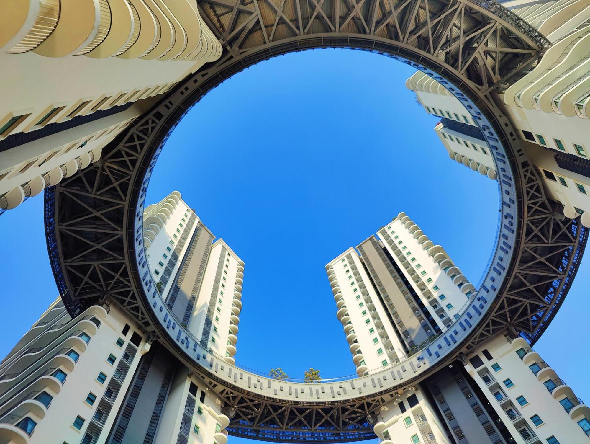 Central Kl City With Balcony Infinity Pool & Lrt Mrt & Klcc Mall Access Kuala Lumpur