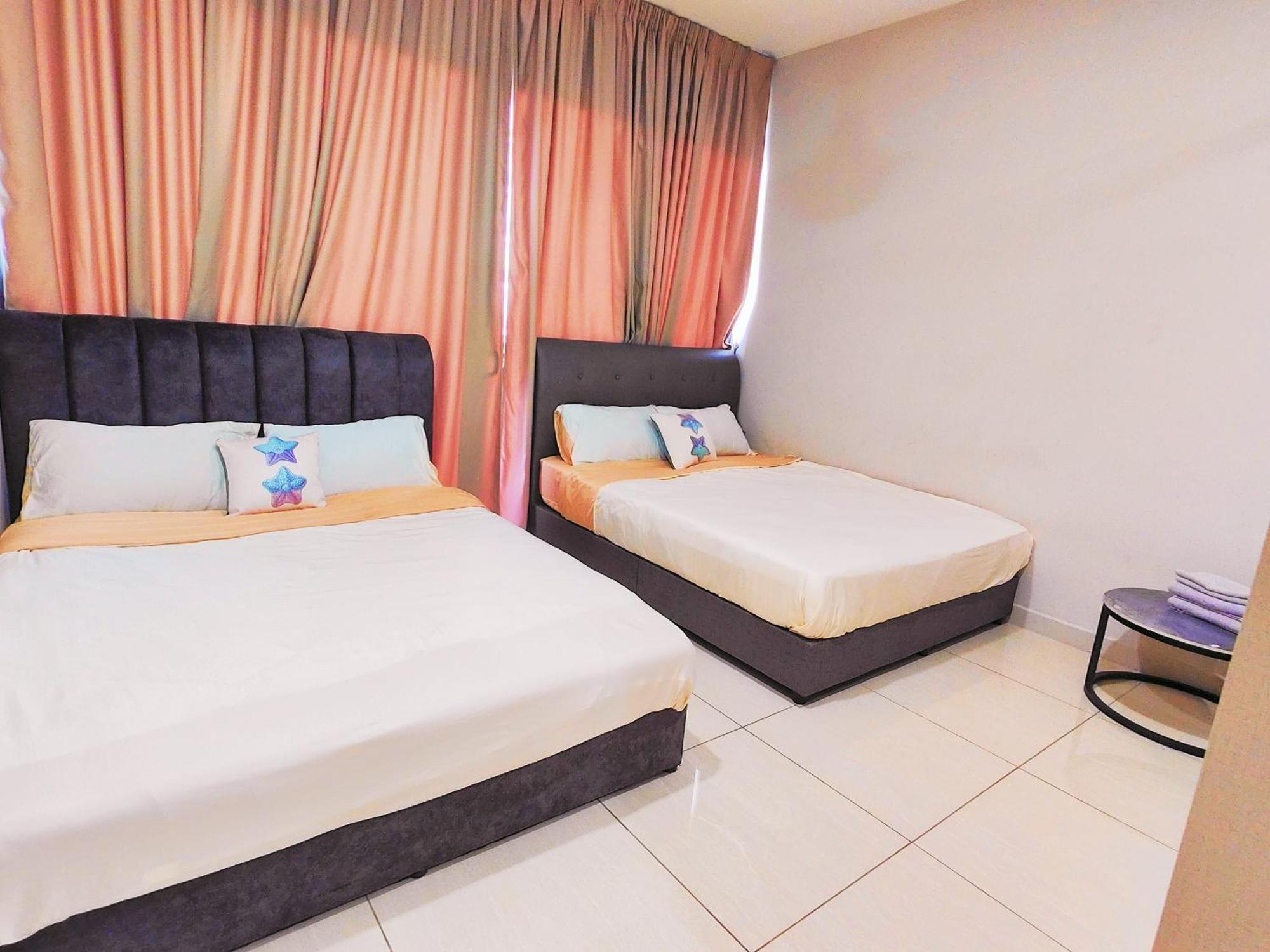Central Kl City With Balcony Infinity Pool & Lrt Mrt & Klcc Mall Access Apartment